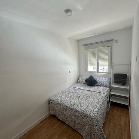 Habitacion Con Bano Compartido Hotel Madrid Buitenkant foto